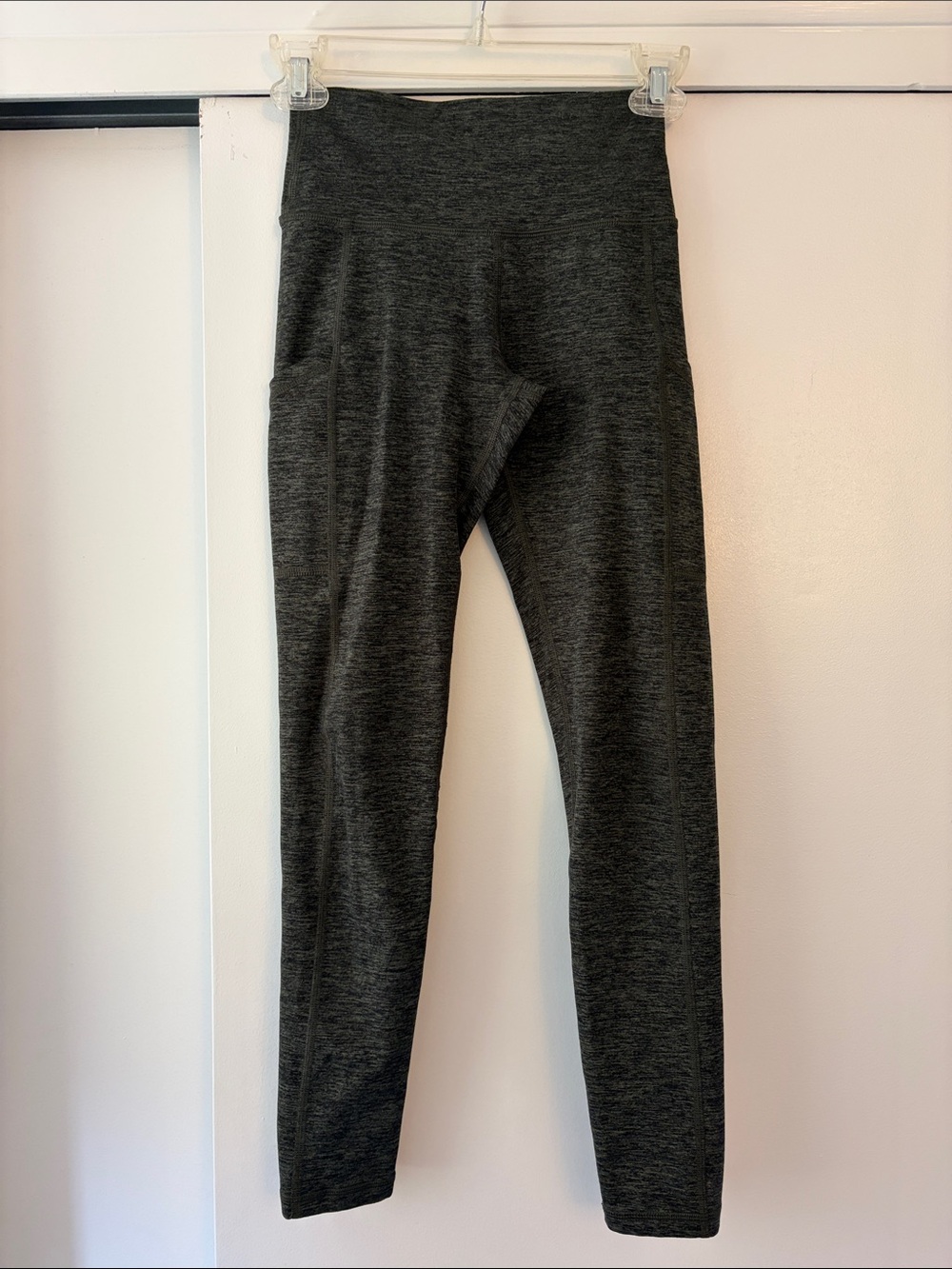 High-Waist Performance Leggings in Green